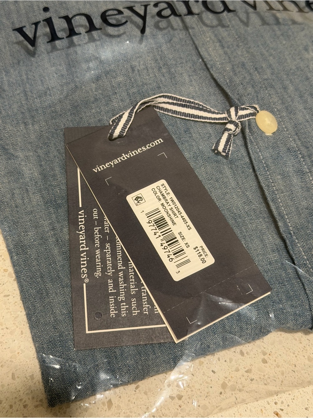 Vineyard Vines Men’s Chambray Denim Dress Shirt longsleeve- XS NWT - Picture 3 of 6